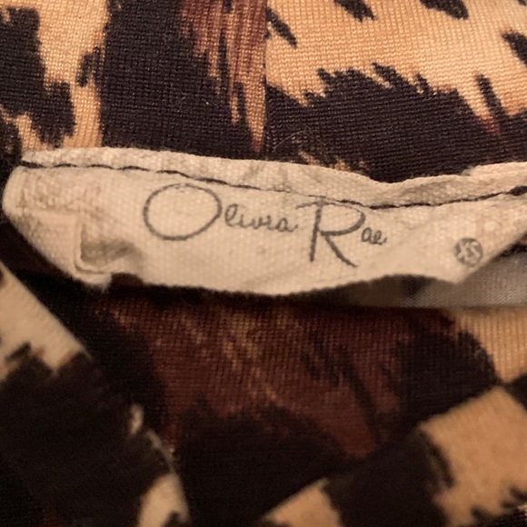 Cheetah print top - Picture 3 of 3